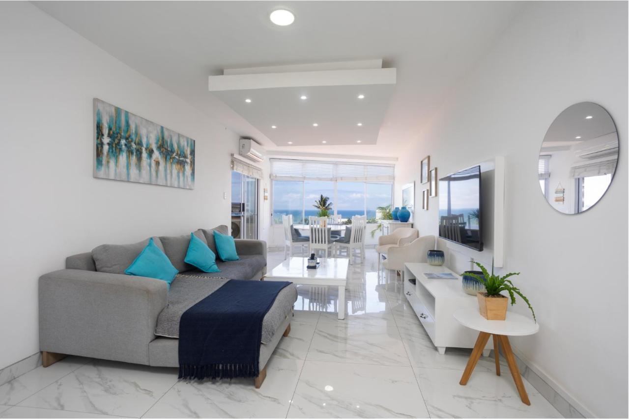 24 Sea Lodge - Sea Viewing Apartment Durban Bagian luar foto