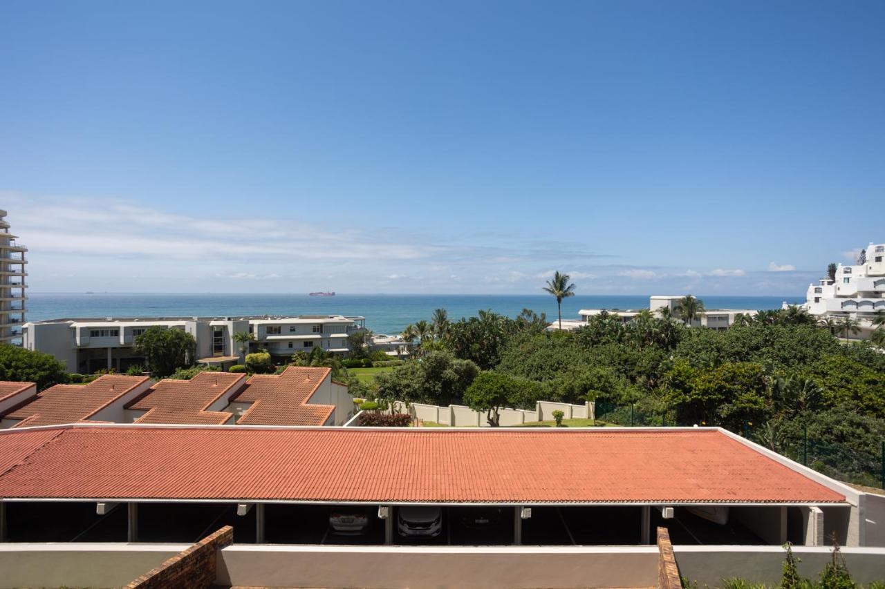 24 Sea Lodge - Sea Viewing Apartment Durban Bagian luar foto