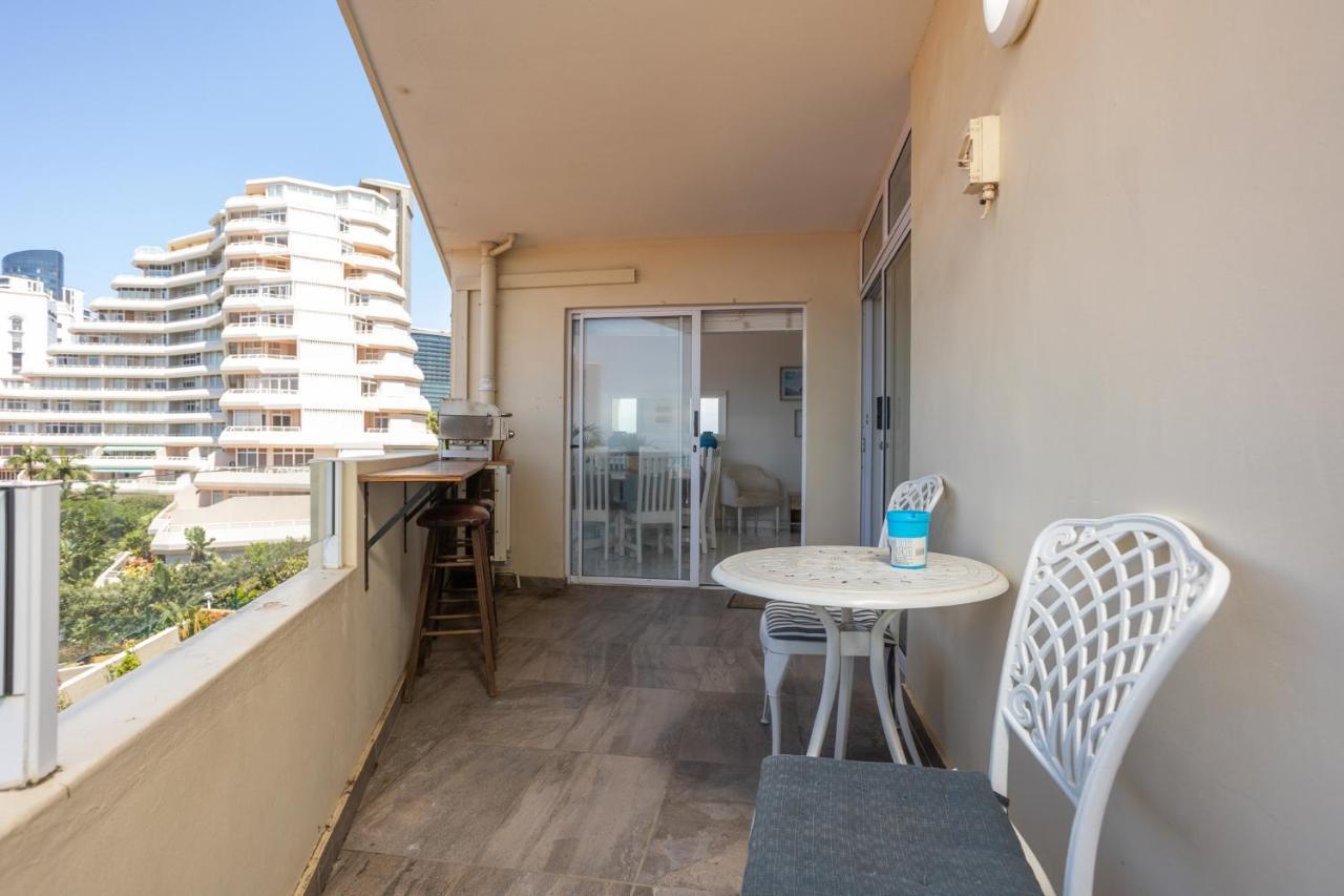 24 Sea Lodge - Sea Viewing Apartment Durban Bagian luar foto